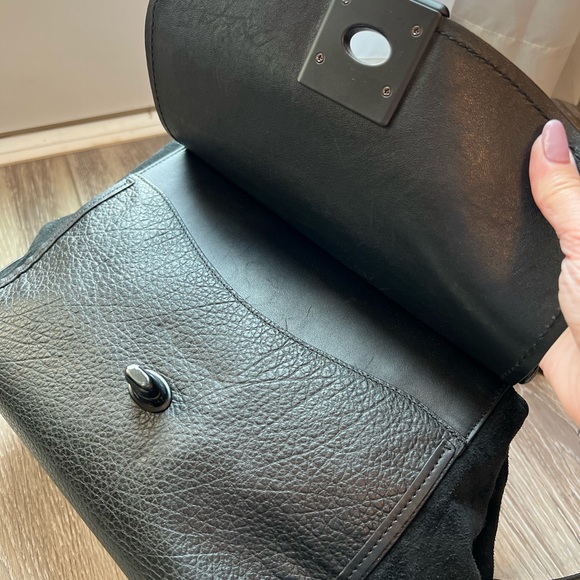 Black Coach Satchel - Picture 5 of 9